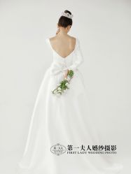点击看大图 -第一夫人婚纱摄影(南京店)