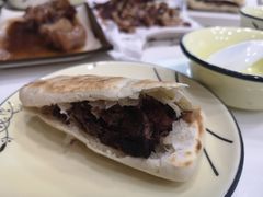 驴肉火烧-高玛纳驴肉火烧(一世界店)