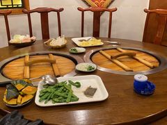 -万里闯关东铁锅炖菜馆(高新旗舰店)