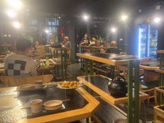 -鹿鸣山草本茶香火锅(园西路店)