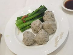 灼时蔬鲮鱼球-顺德渔村·岭南一号