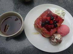 -莓园冰淇淋店