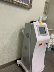 点击看大图 -弘美医美·艾维岚童颜抗衰中心