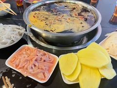 -邓莽子老火锅(中兴路总店)