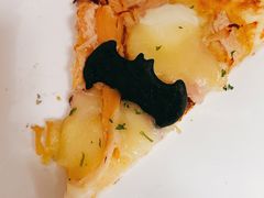 -城市大道红炉披萨烘焙坊