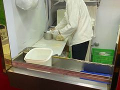 -上海虹口糕团食品厂(茂名路店)
