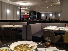 -港丽餐厅(高德置地店)