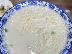 鱼汤面-雪琴面馆富安特色鱼汤面(城中花园店)