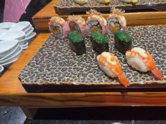 -四海一家自助餐(益田假日广场店)