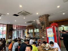 大堂-西环肥仔螺蛳粉(总店)