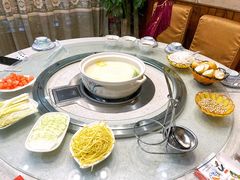 奶汤参鱼-林城渔味源参鱼片火锅(西城大院店)