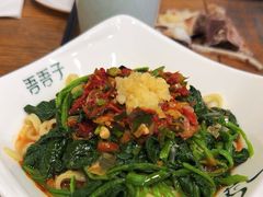 -百年吾吾子手抓肉羊羔肉(山西巷店)