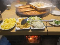-万里闯关东铁锅炖菜馆(高新旗舰店)
