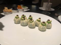 鱼子酱石榴包-甄御•海鲜新青岛菜(麦岛店)