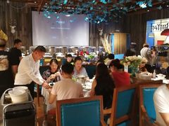 大堂-领鲜活海鲜榴莲自助火锅(东门店)