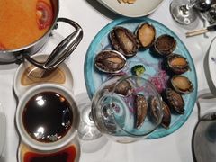 -红鼎豆捞·非遗鲍皇汤火锅(宝丰路店)