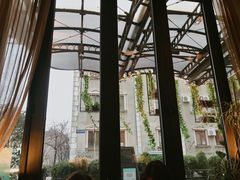 -Casa Nova