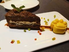 抹茶提拉米苏-YUE·6·西式融合餐厅(外滩六号店)
