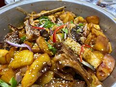 -马克力木手抓炕锅烤羊肉(盐湖一小区店)