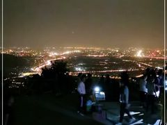 -鬼笑石后山停车场
