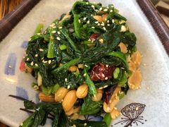 -毛辣果·贵州红酸汤牛肉火锅(西单店)
