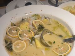 -江渔儿酸菜鱼(万科东荟城店)