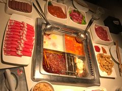 -海底捞火锅鲜切牛肉主题店(长寿路店)
