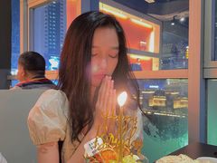 -大头虾越式风味餐厅(光明广场店)