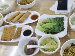 -顶巧鸡汤馄饨(虹口总店)