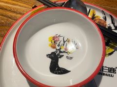 -新白鹿餐厅(银泰西湖文化广场店)