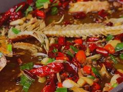 -有红鸡毛店·川菜(建设路店)