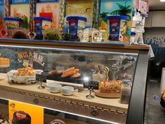 面包甜点陈列柜-DQ·蛋糕·冰淇淋(万象城店)