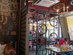 -喝丢一只鞋辣炒海鲜小烧烤(三八广场店)