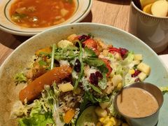 -玛格萝妮比萨屋(四平店)
