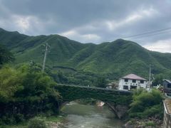 -安吉龙王山峡谷漂流