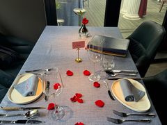 -弦月窗LUNETTE BY AMANDA(复兴路店)