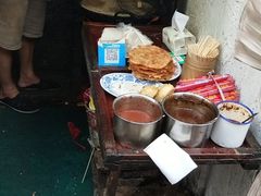 -仓桥直街臭豆腐