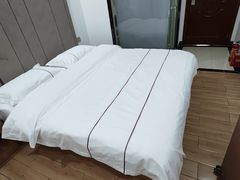 -鑫雅居公寓(广州南站地铁站店)