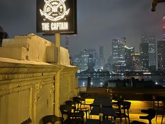 -船长酒吧 The Captain