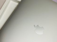 -Apple零售店(华贸购物中心店)