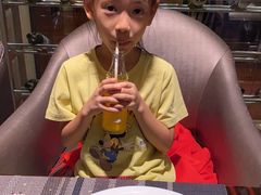 -广州万富希尔顿酒店·感趣自助餐厅·金秋蟹宴生蚝海鲜刺身