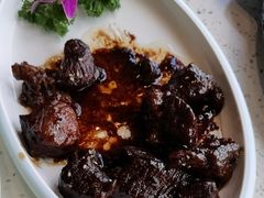 -巧克力渔家.小船海鲜胶东菜(万平口店)