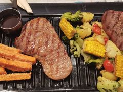 -必胜客(东大桥店)