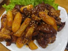 -喇喇排骨火锅·传统韩式脊骨汤(望京西园总店)