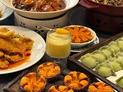 -连鹭海鲜·海肠捞饭·海胆饭(星海店)