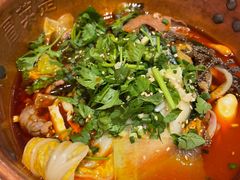 -成都你六姐·牛肉冒菜·麻辣香锅(长泰广场店)