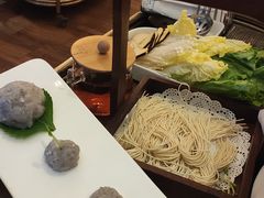 -红鼎豆捞·非遗鲍皇汤火锅(宝丰路店)