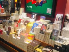 -西西弗书店&矢量咖啡(凯德晶萃广场店)