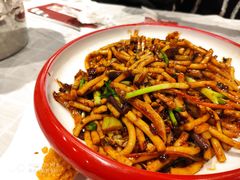 贵阳味·怪噜炒酸粉-华仔龙虾(永乐路总店)