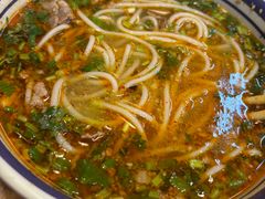 -云阿蛮云南生烫牛肉米线(奉贤路店)